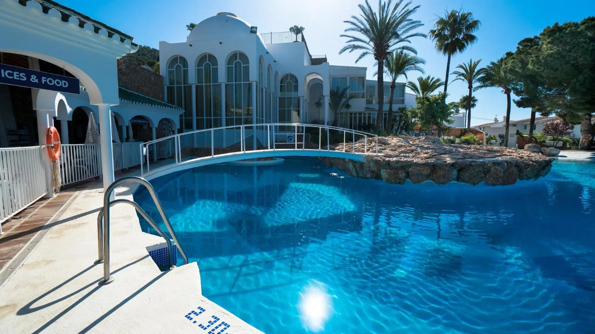 Apartamentos & Spa Torres De San Juan Nerja 0*,