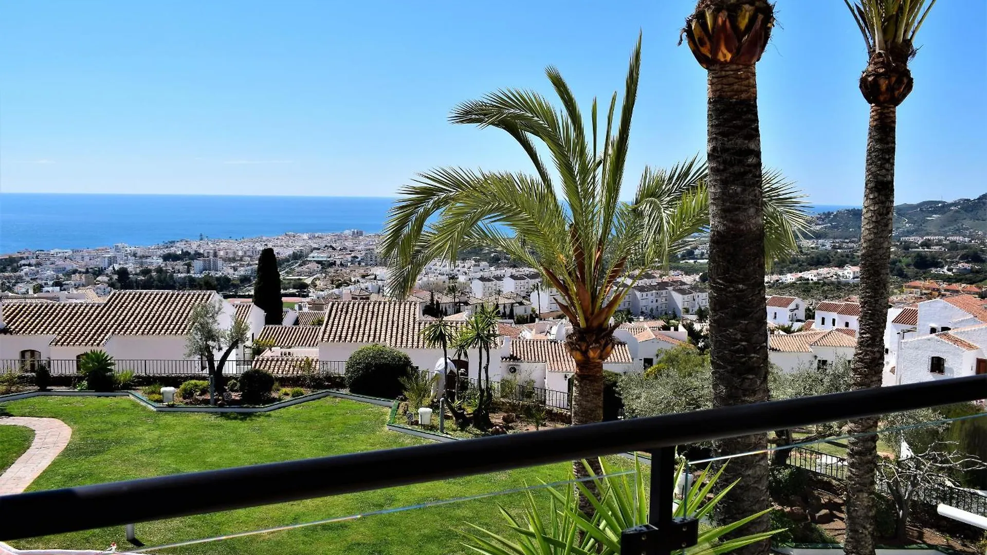 Apartamentos & Spa Torres De San Juan Nerja Appartement
