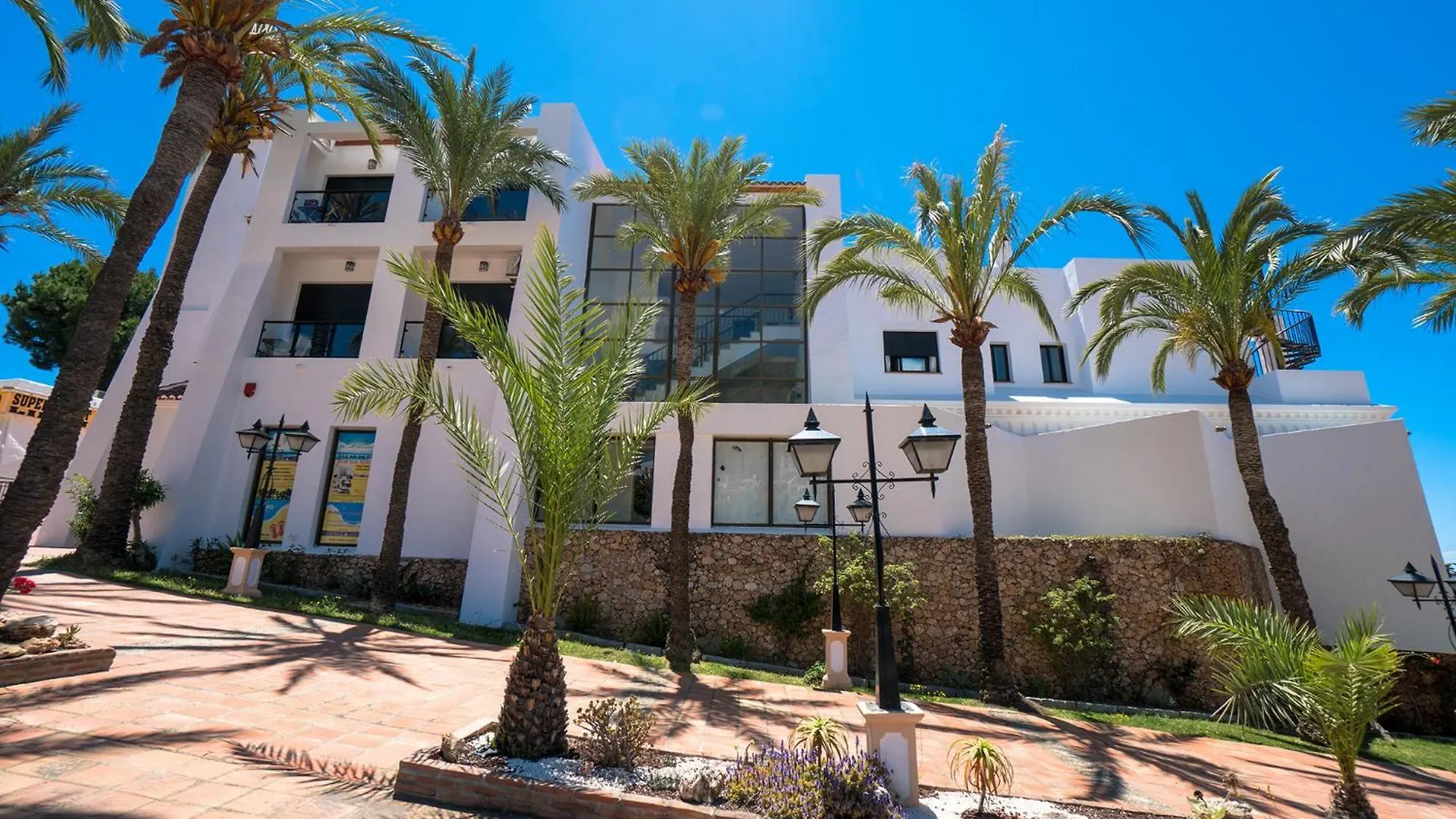 Apartamentos & Spa Torres De San Juan Nerja Espagne