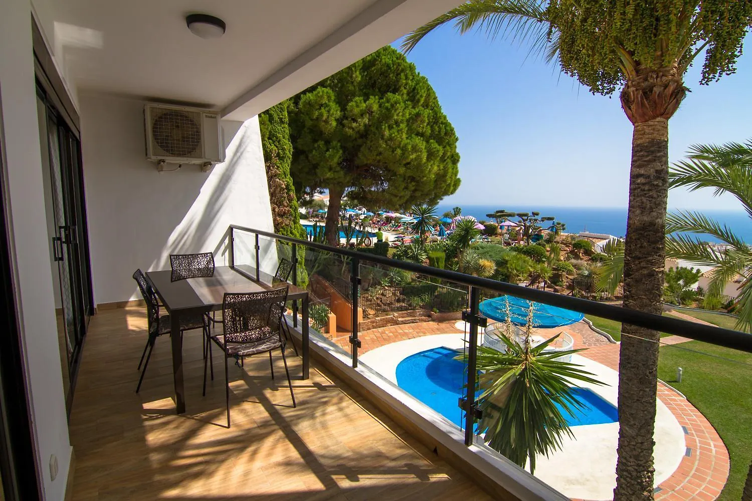 Apartamentos & Spa Torres De San Juan Nerja Apartmán