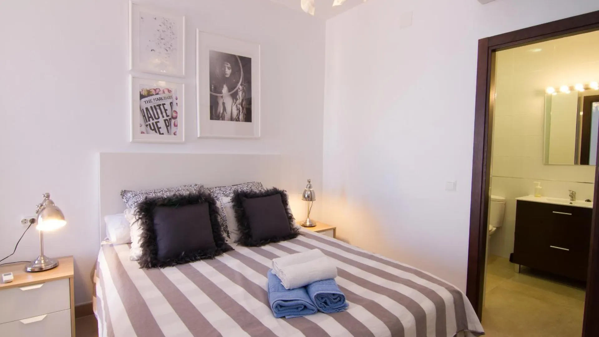 アパート Apartamentos & Spa Torres De San Juan ネルハ スペイン