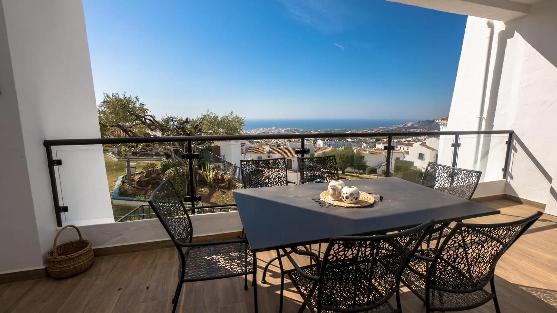 Apartamentos & Spa Torres De San Juan ネルハ アパート