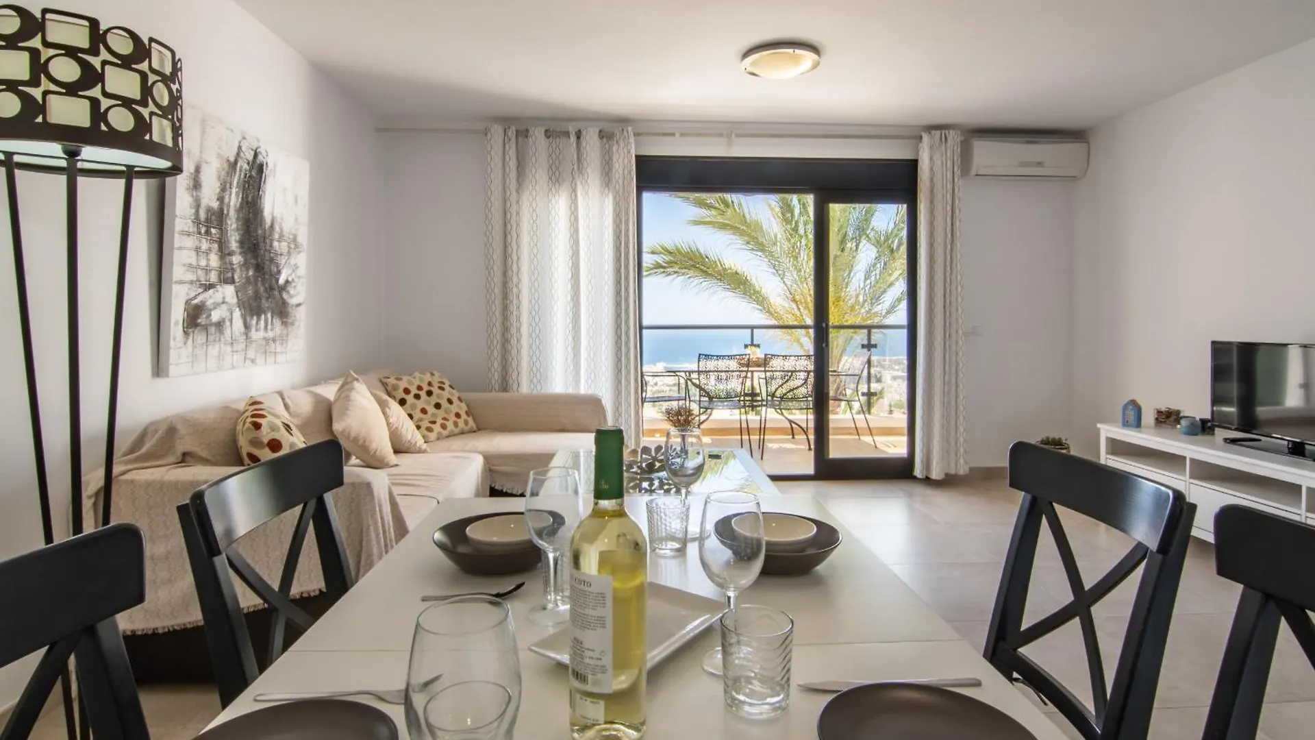 Apartamentos & Spa Torres De San Juan ネルハ アパート