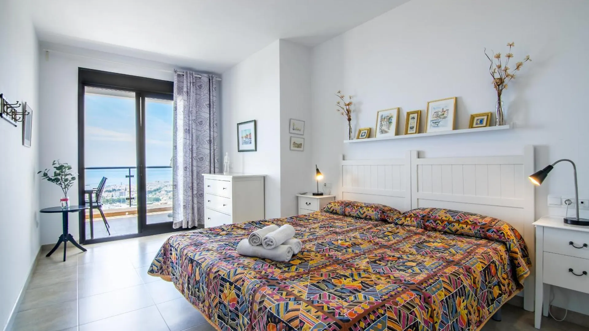 アパート Apartamentos & Spa Torres De San Juan ネルハ