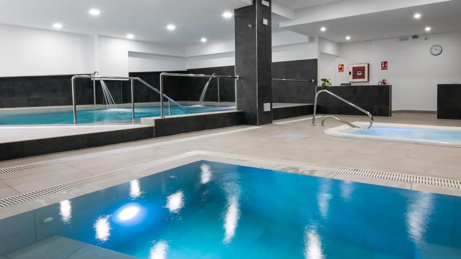 Apartamentos & Spa Torres De San Juan Nerja Apartment